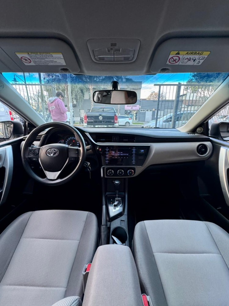 Toyota Corolla XLi CVT — foto 12